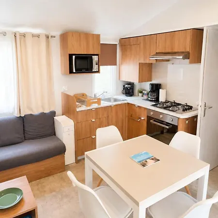 Mobilhome 3 A Vakantiehuis